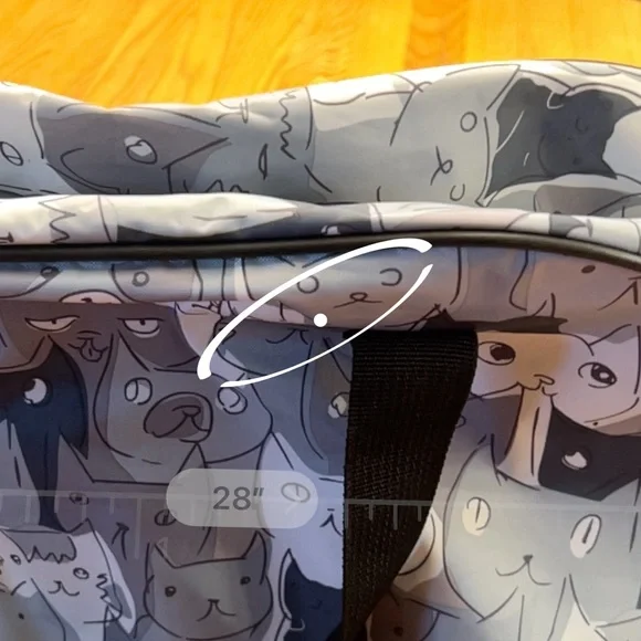 Lucas duffel bag with a grey cat pattern - Picture 5 of 6